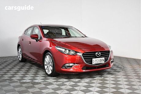 Red 2018 Mazda 3 Hatchback SP25