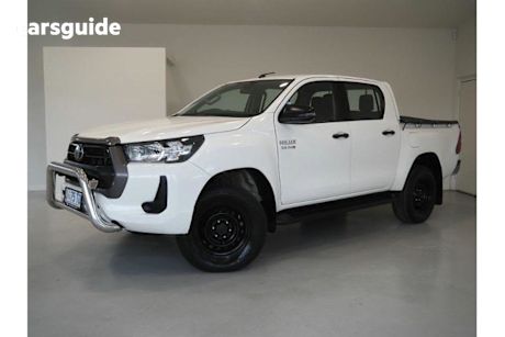 White 2021 Toyota Hilux Ute Tray SR 4X4