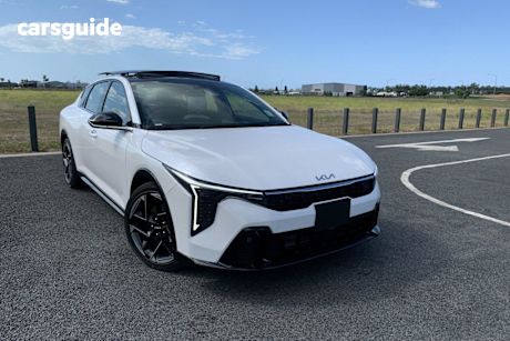 White 2024 Kia K4 Sedan GT-Line