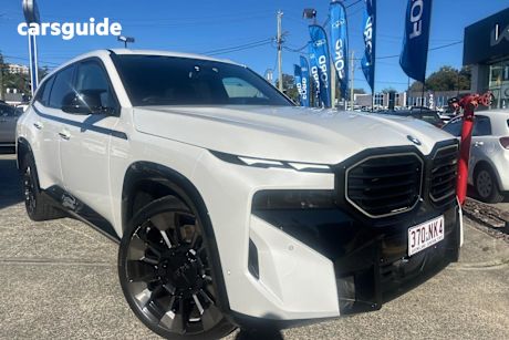 White 2023 BMW XM Wagon M Xdrive Phev