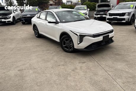 White 2024 Kia K4 Sedan S
