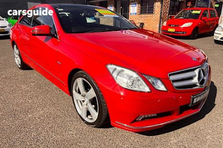 Red 2010 Mercedes-Benz E250 Coupe CGI AVANTGARDE 207