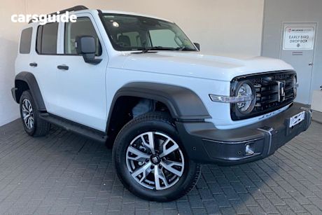 White 2025 GWM Tank 300 Wagon Ultra Hybrid