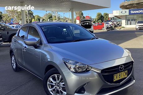 Silver 2017 Mazda 2 Hatchback Maxx