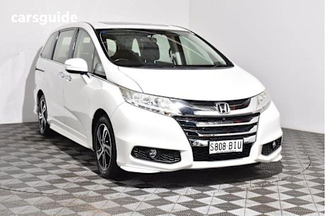 White 2015 Honda Odyssey OtherCar VTI-L F