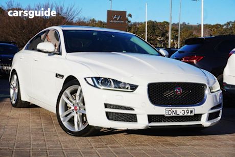 White 2016 Jaguar XE Sedan 20T Prestige