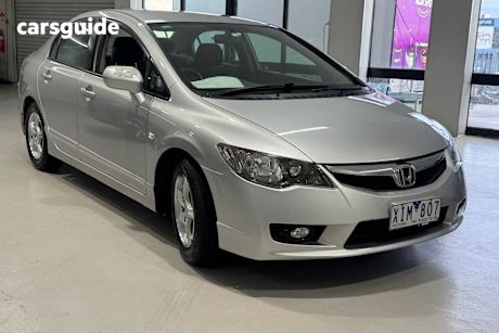 Silver 2009 Honda Civic Sedan Vti