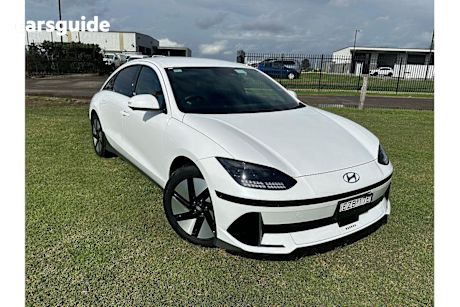 White 2023 Hyundai Ioniq 6 Sedan Dynamiq 2WD (77.4Kwh)