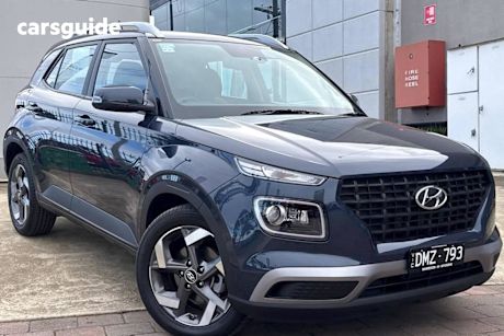 Blue 2024 Hyundai Venue Wagon Active