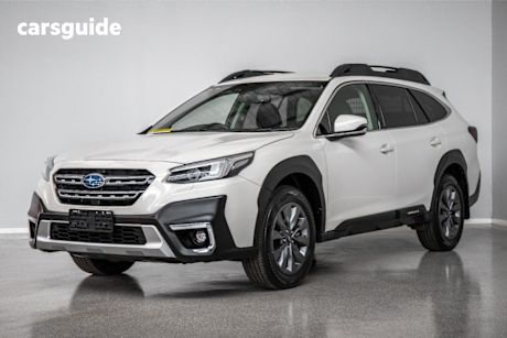 White 2023 Subaru Outback Wagon AWD
