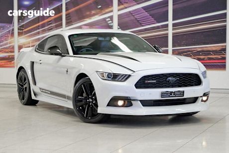 White 2016 Ford Mustang Coupe Fastback 2.3 Gtdi