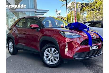 Red 2022 Toyota Yaris Cross SUV GX F
