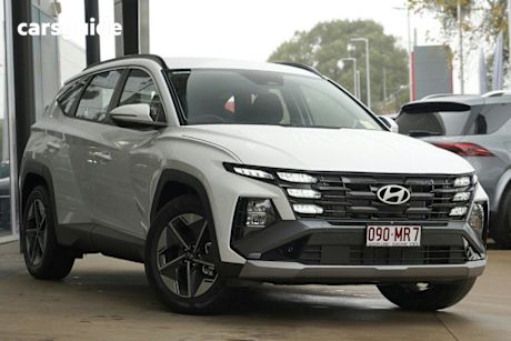 White 2025 Hyundai Tucson Wagon