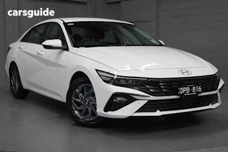 White 2025 Hyundai I30 Sedan F