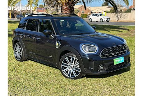 Black 2022 Mini Countryman Wagon Cooper SE ALL4 Classic (hyb)