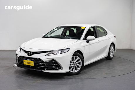White 2022 Toyota Camry Sedan Ascent + SAT NAV