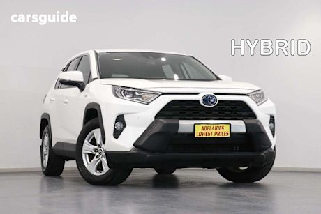 White 2021 Toyota RAV4 Wagon GX 4X4