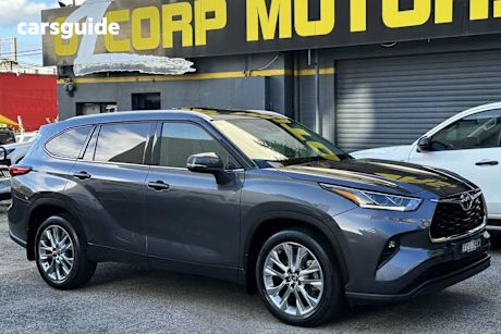 Grey 2022 Toyota Kluger Wagon Grande AWD