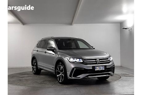 Silver 2023 Volkswagen Tiguan Wagon 162TSI R-Line