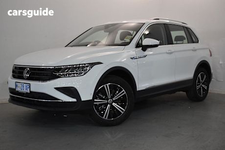 White 2024 Volkswagen Tiguan Wagon 132TSI Life
