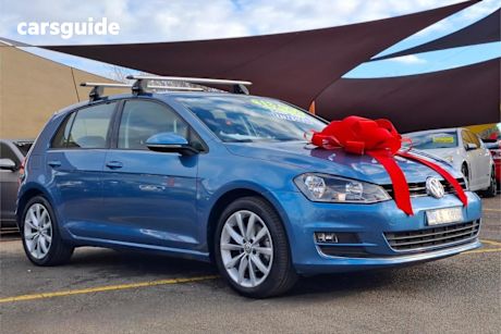 Blue 2014 Volkswagen Golf Hatchback 103 TSI Highline