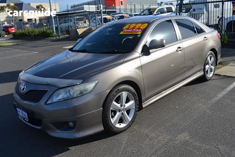 Brown 2009 Toyota Camry Sedan Sportivo
