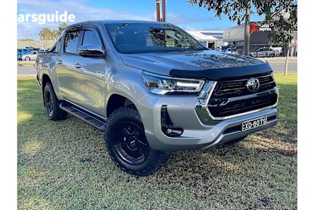 Silver 2023 Toyota Hilux Ute Tray SR5 4X4