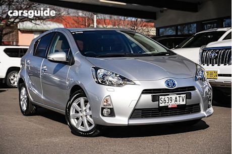 Silver 2012 Toyota Prius-C Hatch I-TECH F