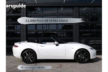 White 2024 Mazda MX-5 Convertible G20 Roadster GT