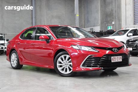 Red 2022 Toyota Camry Sedan Ascent + SAT NAV