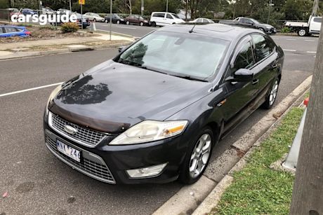Blue 2008 Ford Mondeo Hatch tcdi