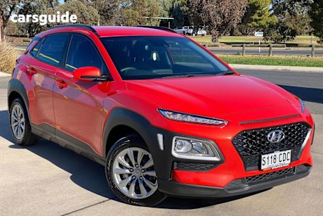 Orange 2020 Hyundai Kona Wagon GO (fwd)