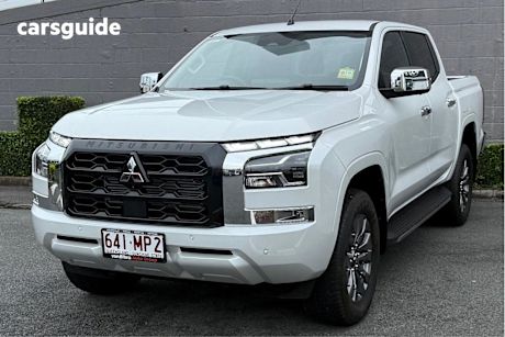 White 2024 Mitsubishi Triton Double Cab Pick Up GLS (4X4)