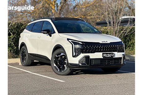 White 2025 Kia Sportage Wagon GT-Line HEV (awd)