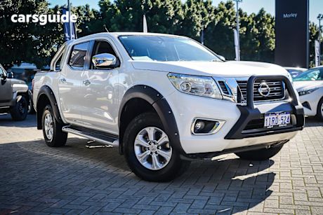 White 2018 Nissan Navara Dual Cab Pick-up ST (4X4)