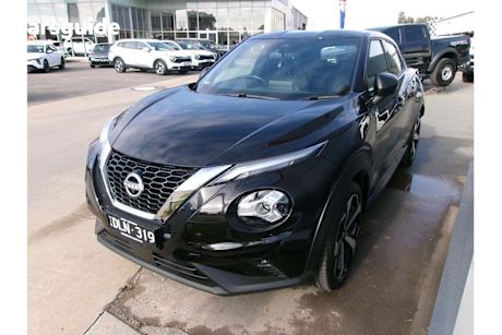 Black 2023 Nissan Juke Hatchback ST-L