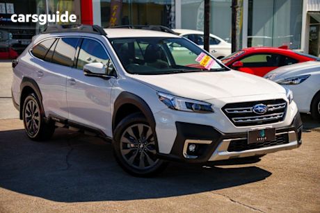 White 2023 Subaru Outback Wagon AWD