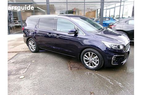 Blue 2018 Kia Carnival Wagon Platinum