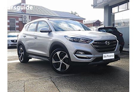 Silver 2017 Hyundai Tucson Wagon Highlander (awd)