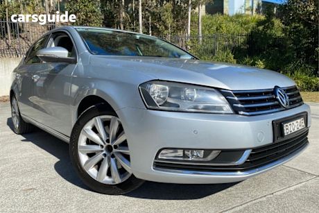 Silver 2011 Volkswagen Passat Sedan 118 TSI
