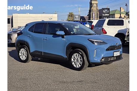 Blue 2021 Toyota Yaris Cross SUV GXL F