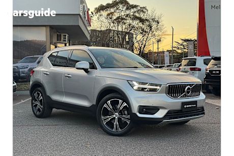 2018 Volvo XC40 Wagon T4 Inscription (awd)
