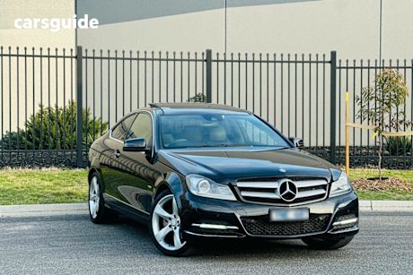 Black 2011 Mercedes-Benz C-CLASS Coupe C250 BlueEfficiency C204