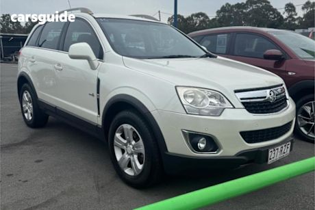 White 2011 Holden Captiva Wagon 5 (FWD)