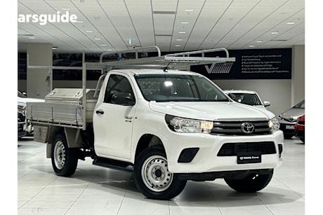 White 2020 Toyota Hilux Cab Chassis SR (4X4)
