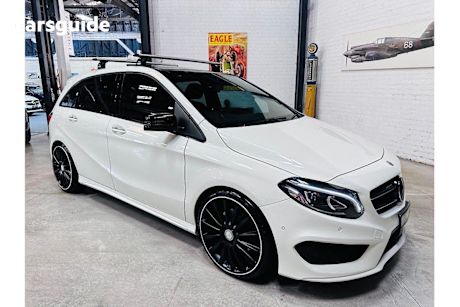 White 2015 Mercedes-Benz B250 Hatchback 4Matic