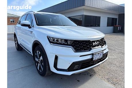 White 2022 Kia Sorento Wagon Sport 7 Seat