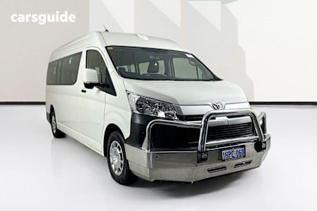 White 2022 Toyota Hiace Bus Slwb Commuter (12 Seats)