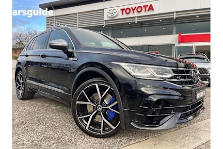 Black 2023 Volkswagen Tiguan Wagon 235TSI R