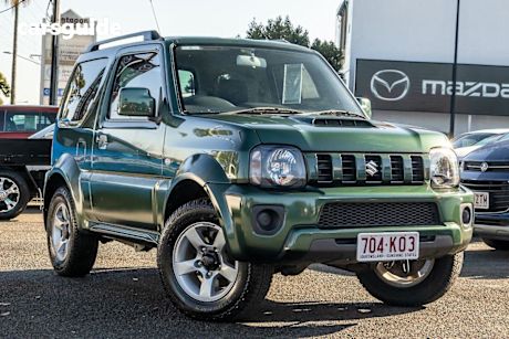 Green 2013 Suzuki Jimny Wagon Sierra (4X4)